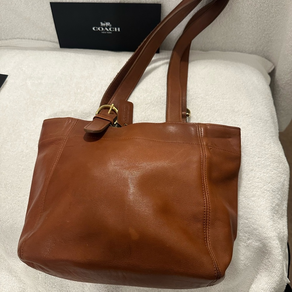 Iconic Vintage Coach tote